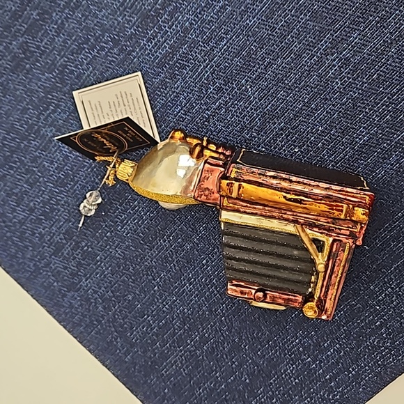 Polonaise Vintage Camera Ornament - Picture 2 of 4